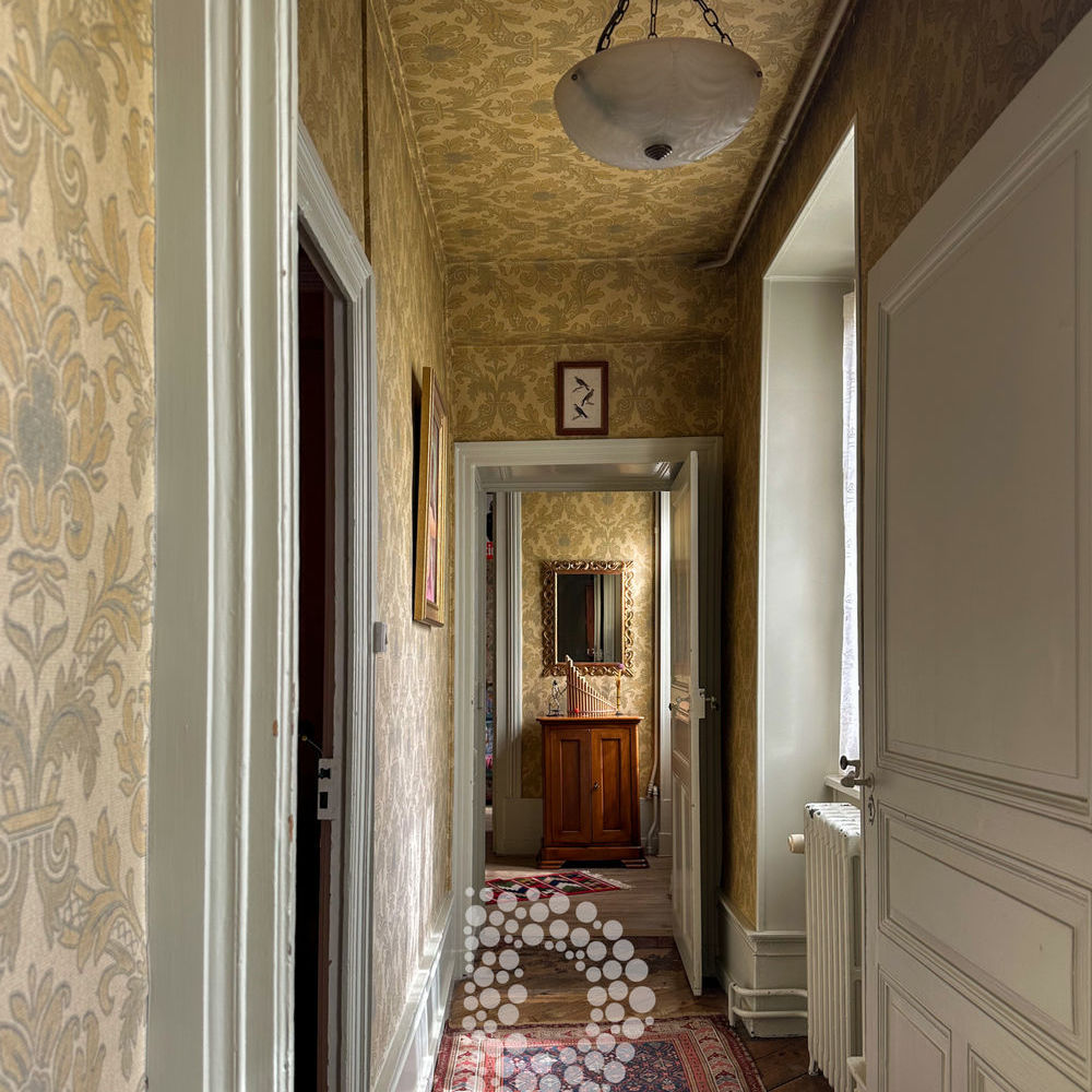 � vendre  Propri�t�/ch�teau La Roche-Vineuse (71960)