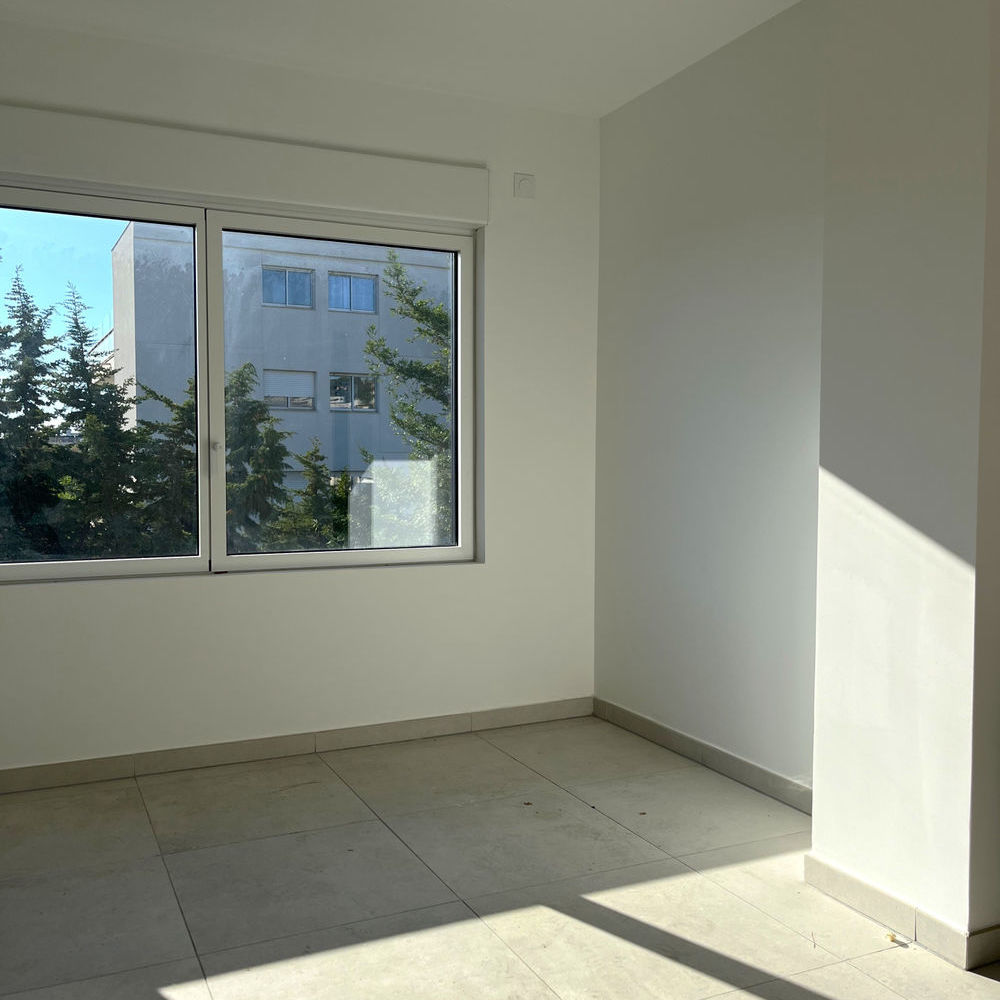 � vendre  Appartement Saint-Laurent-du-Var (06700)