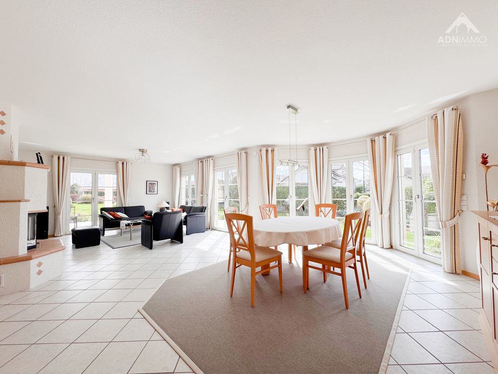 � vendre  Maison Saint-Genis-Pouilly (01630)