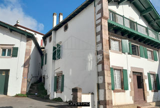  Immeuble � vendre 10 pi�ces 228 m�