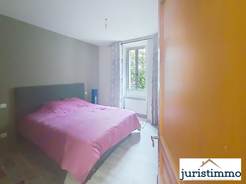 � vendre  Propri�t�/ch�teau Travaillan (84850)