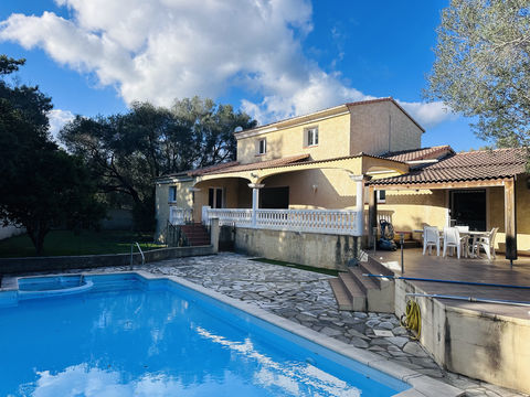   Villa T5 piscine garage Maison - 6 pi�ce(s) - 180 m�