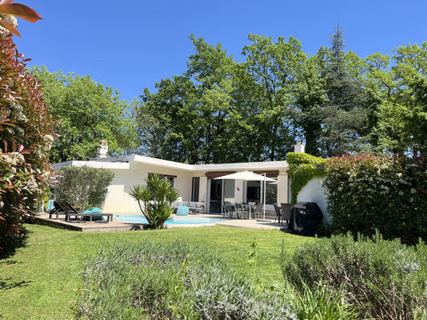   VALBONNE VILLA CALIFORNIENNE DE PLAIN PIED Maison - 5 pi�ce(s) - 125 m�