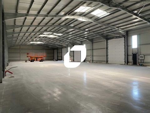 Locaux d'Activit&eacute;s - A LOUER - 1&nbsp;000 m&sup2; divisibles &agrave; partir de 250 m&sup2; 5500 38260 La cote saint andre