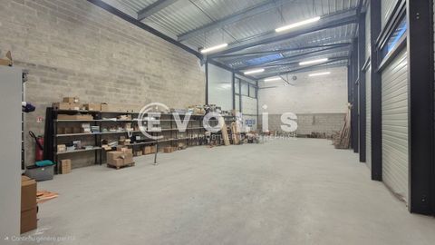 Locaux d'activit&eacute; - A VENDRE - 258 m&sup2; non divisibles 600000 77090 Collegien