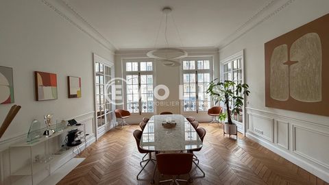 Bureaux - A LOUER - 222 m&sup2; non divisibles 11655 75017 Paris