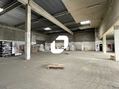 Entrepôts - A LOUER - 8 428 m² divisibles à partir de 74 m² 40947 33520 Bruges