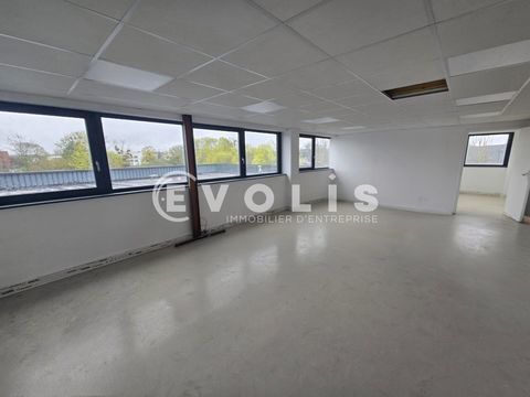 Locaux d'activit&eacute; - A LOUER - 388 m&sup2; non divisibles 2800 91000 Evry courcouronnes