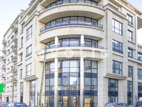 Bureaux - A LOUER - 660 m&sup2; non divisibles 76050 92200 Neuilly sur seine