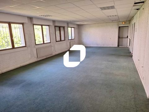 Bureaux - A VENDRE - 334 m&sup2; non divisibles 680000 33270 Floirac