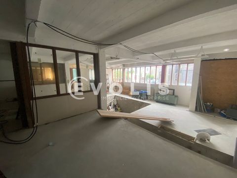 Locaux d'activit&eacute; - A VENDRE - 1&nbsp;648 m&sup2; non divisibles 4200000 93100 Montreuil