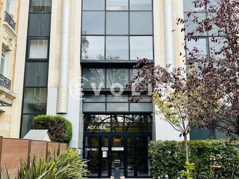 Bureaux - A LOUER - 4&nbsp;297 m&sup2; divisibles &agrave; partir de 172 m&sup2; 120562 94300 Vincennes