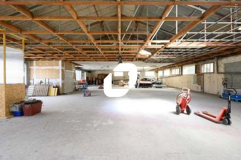 Locaux d'Activit&eacute;s - A VENDRE - 1&nbsp;200 m&sup2; non divisibles 580000 59480 La bassee
