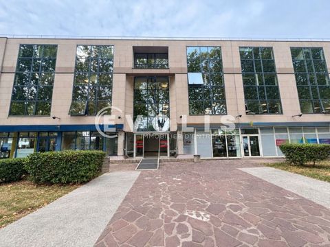 Bureaux - A LOUER - 1&nbsp;049 m&sup2; divisibles &agrave; partir de 170 m&sup2; 15735 94000 Creteil
