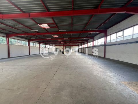 Entrep&ocirc;ts - A LOUER - 1&nbsp;749 m&sup2; non divisibles 17490 93600 Aulnay sous bois