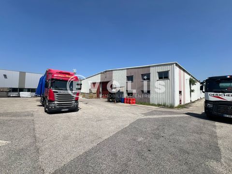 Locaux d'activit&eacute; - A VENDRE OU A LOUER - 1&nbsp;600 m&sup2; non divisibles 0 69530 Brignais