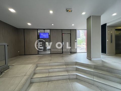 Bureaux - A LOUER - 47 m&sup2; divisibles &agrave; partir de 19 m&sup2; 975 94700 Maisons alfort