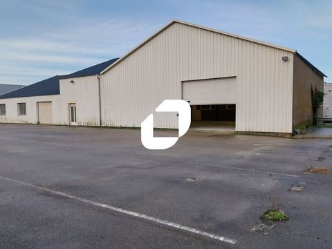 LOCAL INDEPENDANT PROCHE ATLANTIS - 815 m&sup2; non divisibles 4583 44800 Saint herblain