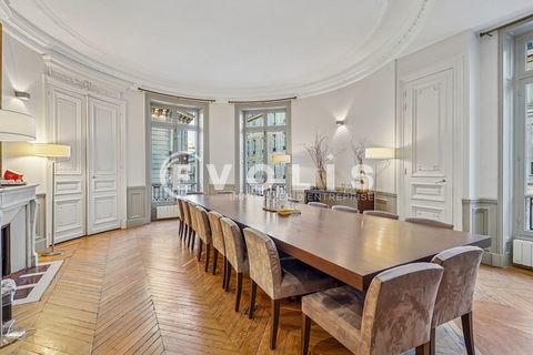 Bureaux - A VENDRE - 527 m&sup2; non divisibles 9000000 75008 Paris
