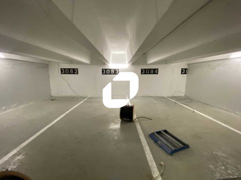 Entrepôts - A LOUER - 1 002 m² divisibles à partir de 50 m² 6938 33310 Lormont