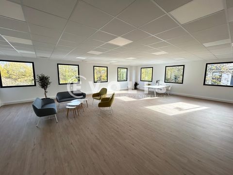 Bureaux - A LOUER - 1&nbsp;835 m&sup2; divisibles &agrave; partir de 80 m&sup2; 22938 91090 Lisses