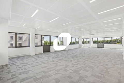 Bureaux - A VENDRE - 3&nbsp;157 m&sup2; divisibles &agrave; partir de 155 m&sup2; 15210430 69002 Lyon
