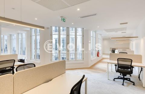 Bureaux - A LOUER - 428 m&sup2; non divisibles 50400 75008 Paris
