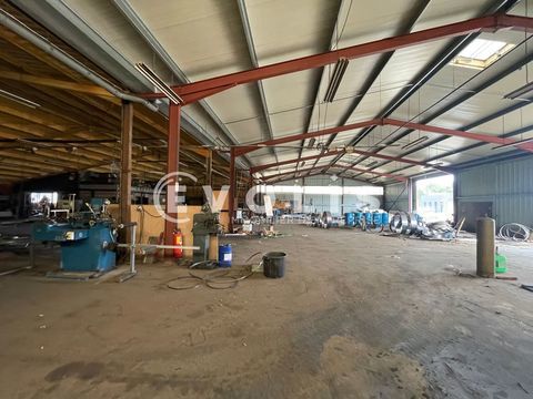 Locaux d'activit&eacute; - A VENDRE - 1&nbsp;200 m&sup2; non divisibles 550000 33830 Belin beliet