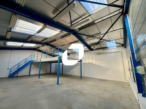 Locaux d'Activit&eacute;s - A LOUER - 250 m&sup2; non divisibles 1550 69124 Colombier saugnieu