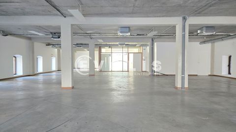 Bureaux - A LOUER - 1&nbsp;390 m&sup2; non divisibles 31875 94250 Gentilly