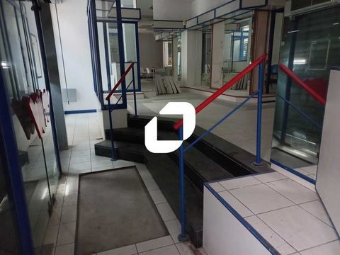 RDC COMMERCIAL PROCHE GARE DE LILLE - 272 m² non divisibles 6000 59000 Lille