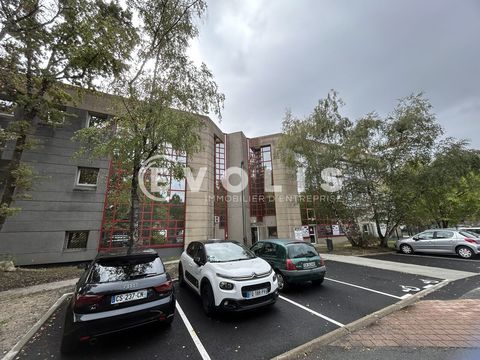 CW Priv&eacute; - A LOUER - 40 postes 36360 33600 Pessac