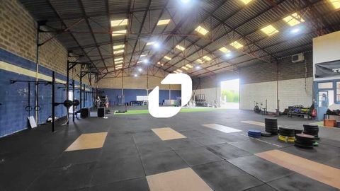 Entrepôts - A VENDRE - 1 100 m² non divisibles 1600000 33130 Begles