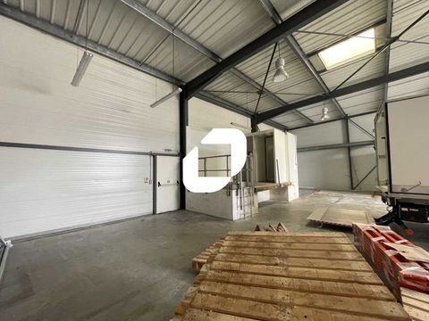 Locaux d'Activités - A VENDRE - 300 m² non divisibles 450000 33114 Le barp