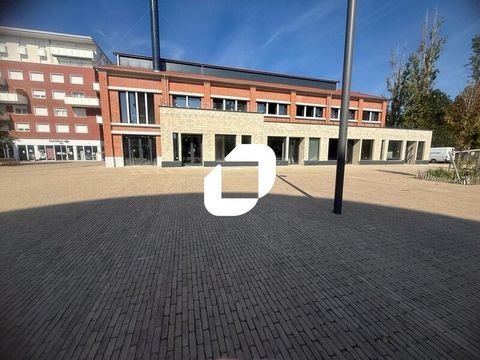 Locaux Commerciaux - A LOUER - 162 m² divisibles à partir de 54 m² 4536 93330 Neuilly sur marne