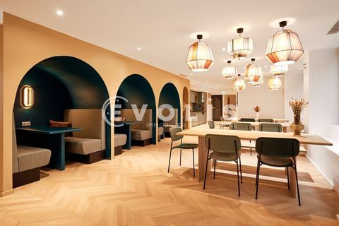 Bureaux - A LOUER - 167 m&sup2; non divisibles 40363 75007 Paris