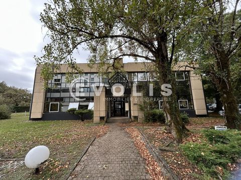Bureaux - A LOUER - 545 m&sup2; divisibles &agrave; partir de 120 m&sup2; 4750 33600 Pessac
