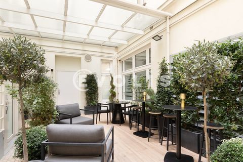 Bureaux - A LOUER - 8 postes disponibles 5400 75016 Paris