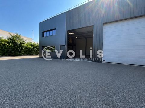 Locaux d'activit&eacute; &agrave; louer - 352 m&sup2; divisibles &agrave; partir de 176 m&sup2; 2350 01150 Saint vulbas