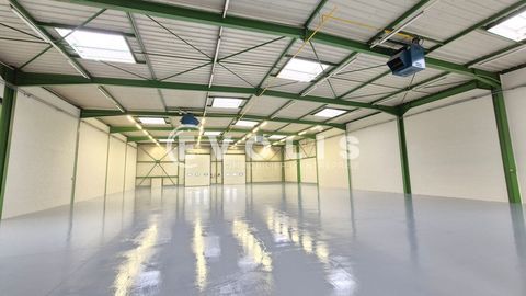 Locaux d'activit&eacute; - A LOUER - 2&nbsp;003 m&sup2; non divisibles 15189 77400 Saint thibault des vignes