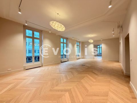 Bureaux - A VENDRE - 230 m&sup2; non divisibles 5750000 75008 Paris