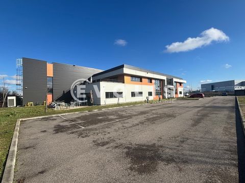 A vendre ou &agrave; louer &agrave; JONAGE - 3&nbsp;353 m&sup2; non divisibles 20000 69330 Jonage