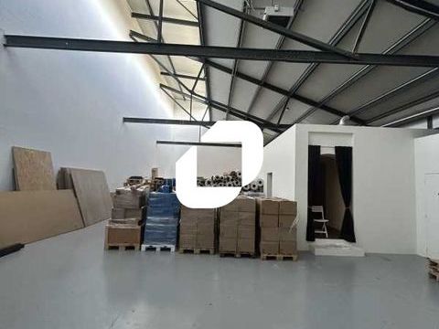 Entrep&ocirc;ts - A LOUER - 714 m&sup2; non divisibles 0 93200 Saint denis