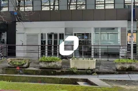 Locaux Commerciaux - A LOUER - 155 m² non divisibles 3333 93100 Montreuil