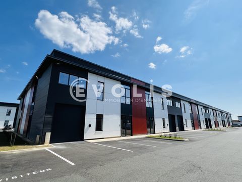 LOCAUX RECENTS - 1&nbsp;598 m&sup2; divisibles &agrave; partir de 186 m&sup2; 15571 77127 Lieusaint