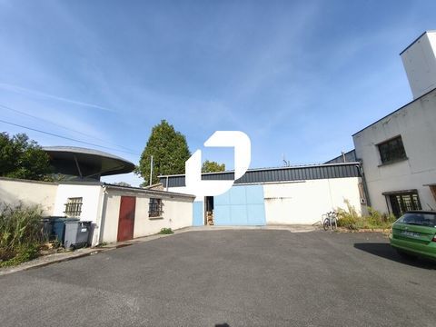 Entrep&ocirc;ts - A LOUER - 325 m&sup2; non divisibles 4063 93360 Neuilly plaisance