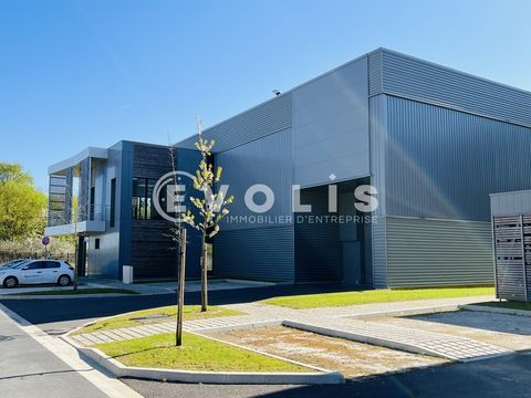 VEELLAGE CHANTELOUP - 7&nbsp;354 m&sup2; divisibles &agrave; partir de 781 m&sup2; 75745 77600 Chanteloup en brie