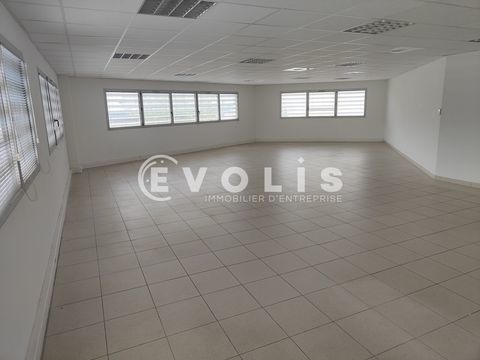 Bureaux - A LOUER - 303 m&sup2; divisibles &agrave; partir de 94 m&sup2; 2244 91350 Grigny