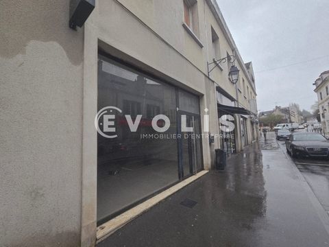 Locaux commerciaux - A LOUER - 135 m&sup2; non divisibles 2599 91290 Arpajon