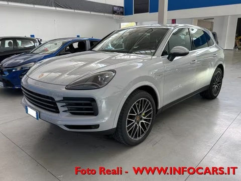 Porsche Cayenne 462 ch * V6 3.0 * BVA * SUV Premium 2022 occasion Lyon 69006